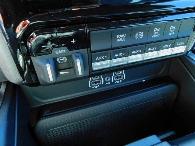 2026 Ram 3500 Big Horn Crew Cab 4x4 6'4" Box