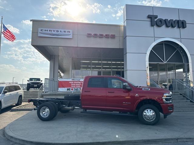 2026 RAM Ram 3500 Chassis Cab RAM 3500 BIG HORN CREW CAB CHASSIS 4X4 60 CA 2026 RAM Ram 3500 Chassis Cab RAM 3500 BIG HORN CREW CAB CHASSIS 4X4 60 CA