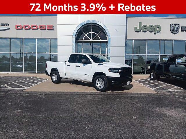 2025 RAM Ram 1500 RAM 1500 TRADESMAN QUAD CAB 4X4 64 BOX