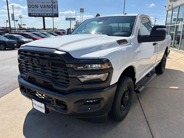 2026 RAM Ram 2500 RAM 2500 TRADESMAN REGULAR CAB 4X2 8 BOX 2026 RAM Ram 2500 RAM 2500 TRADESMAN REGULAR CAB 4X2 8 BOX