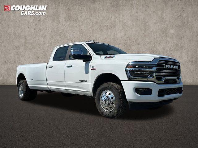 2026 RAM Ram 3500 RAM 3500 LARAMIE CREW CAB 4X4 8 BOX