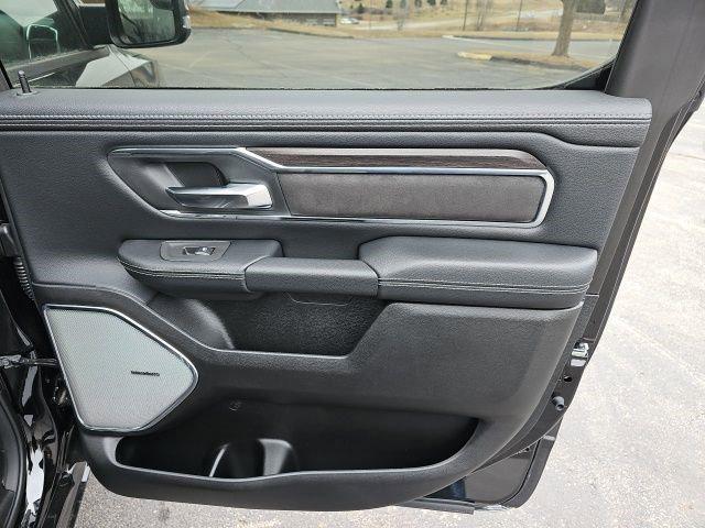 2026 Ram 1500 Laramie Crew Cab 4x4 5'7" Box