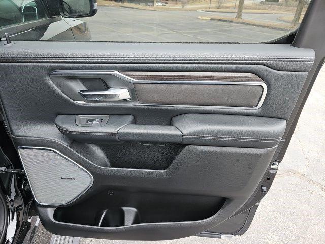 2026 Ram 1500 Laramie Crew Cab 4x4 5'7" Box