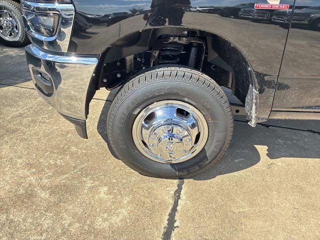 2026 RAM Ram 3500 RAM 3500 TRADESMAN CREW CAB 4X4 8 BOX