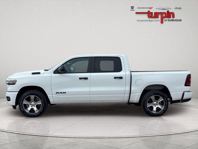 2026 RAM Ram 1500 RAM 1500 EXPRESS CREW CAB 4X4 57 BOX