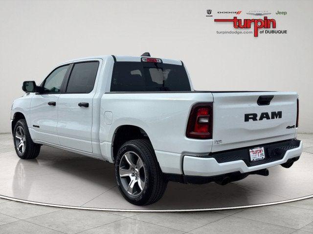 2026 RAM Ram 1500 RAM 1500 EXPRESS CREW CAB 4X4 57 BOX