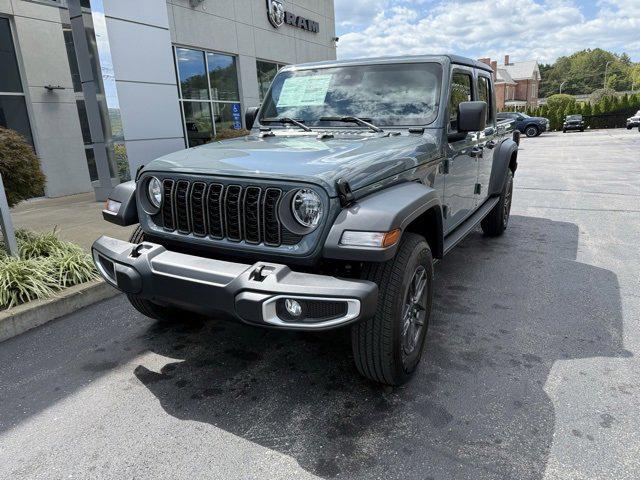 2025 Jeep Gladiator GLADIATOR SPORT S 4X4 2025 Jeep Gladiator GLADIATOR SPORT S 4X4