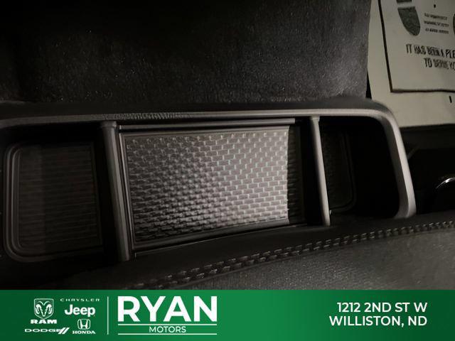 2026 Ram 1500 Warlock Crew Cab 4x4 5'7" Box
