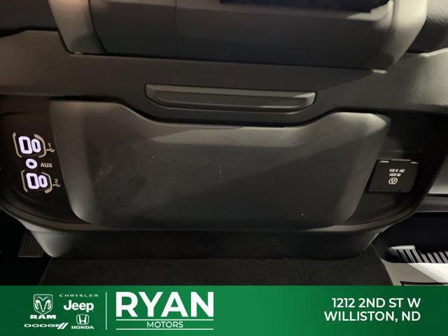 2026 Ram 1500 Warlock Crew Cab 4x4 5'7" Box
