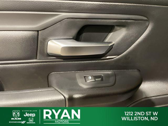 2026 Ram 1500 Warlock Crew Cab 4x4 5'7" Box