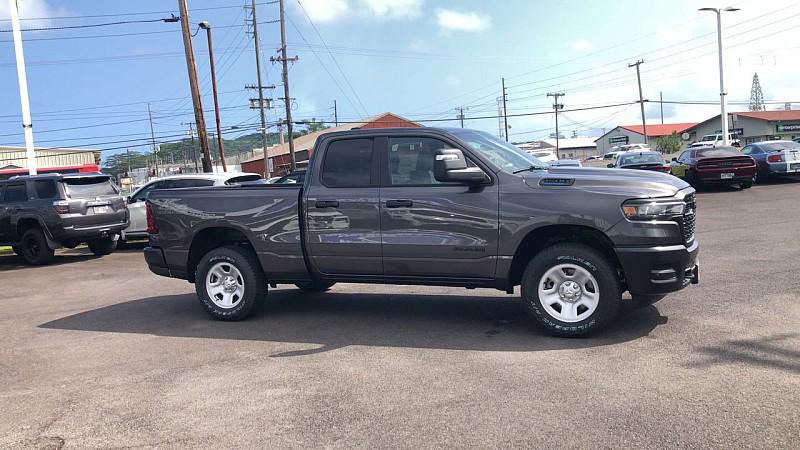 2025 RAM Ram 1500 RAM 1500 TRADESMAN QUAD CAB 4X4 64 BOX