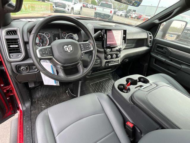 2025 RAM Ram 3500 Chassis Cab RAM 3500 TRADESMAN CHASSIS REGULAR CAB 4X4 84 CA