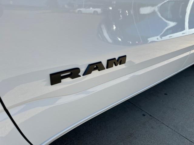 2024 Ram 1500 Big Horn Crew Cab 4x4 57 Box