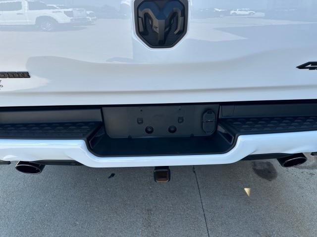2024 Ram 1500 Big Horn Crew Cab 4x4 57 Box