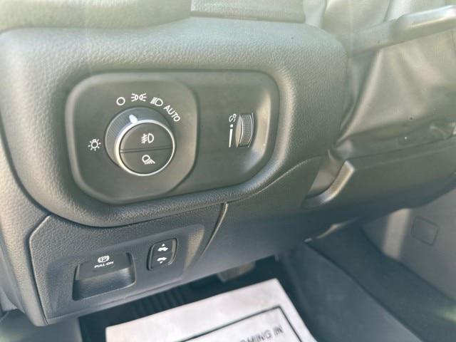 2024 Ram 1500 Big Horn Crew Cab 4x4 57 Box