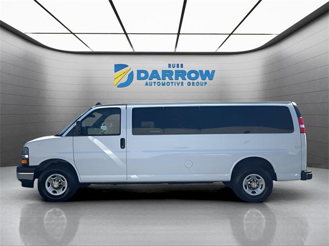 2024 Chevrolet Express Passenger RWD 3500 Extended Wheelbase LT