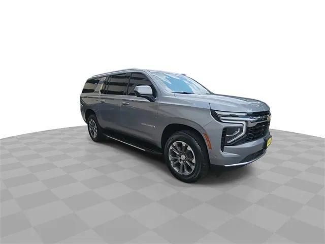 2025 Chevrolet Suburban 2WD LS