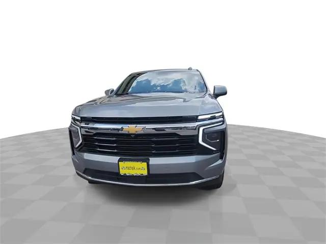 2025 Chevrolet Suburban 2WD LS