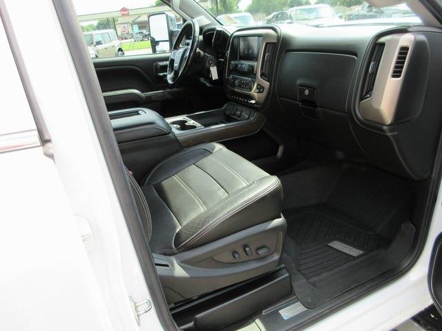 2017 GMC Sierra 3500HD Denali