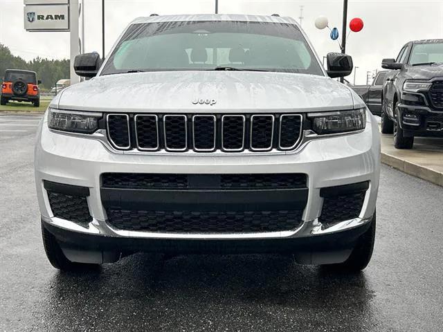 2024 Jeep Grand Cherokee L Laredo X 4x2 2024 Jeep Grand Cherokee L Laredo X 4x2