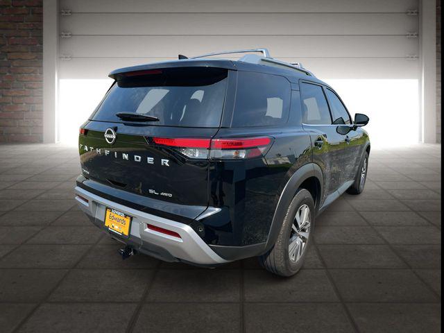 2023 Nissan Pathfinder SL 4WD