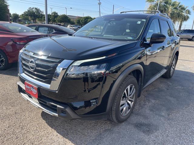 2023 Nissan Pathfinder SL FWD