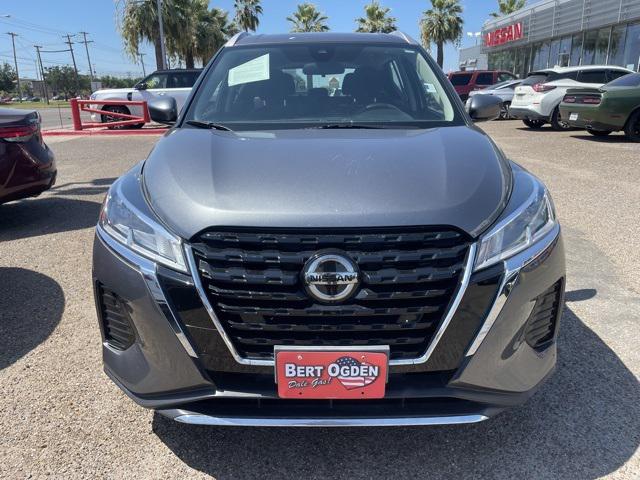 2021 Nissan Kicks SV Xtronic CVT