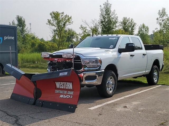 2024 RAM 2500 Tradesman Crew Cab 4x4 64 Box 2024 RAM 2500 Tradesman Crew Cab 4x4 64 Box