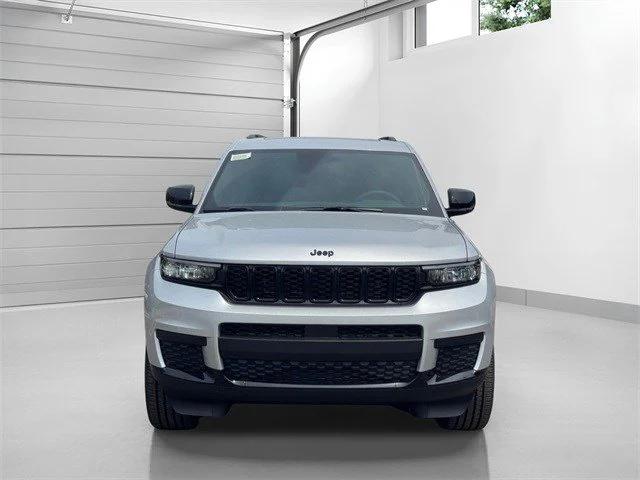 2025 Jeep Grand Cherokee L Altitude X 4x4
