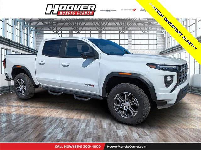 2025 GMC Canyon 4WD AT4
