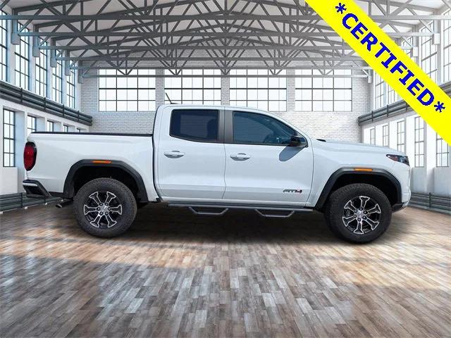 2025 GMC Canyon 4WD AT4