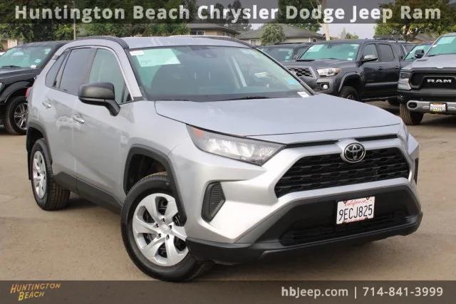 2021 Toyota RAV4 LE 2021 Toyota RAV4 LE
