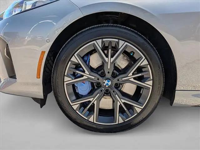 2025 BMW Coupe xDrive