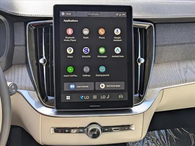 2026 Volvo XC90 Ultra, B6 AWD Gas (mild hybrid), Gasoline, Bright, 7 Seats