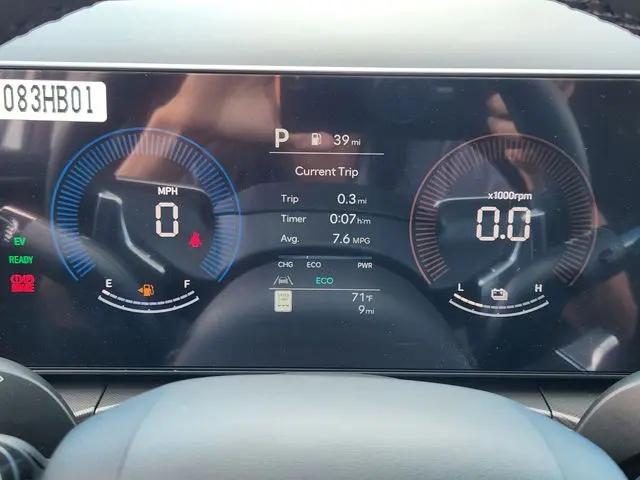 2026 Hyundai Santa Fe Hybrid SE