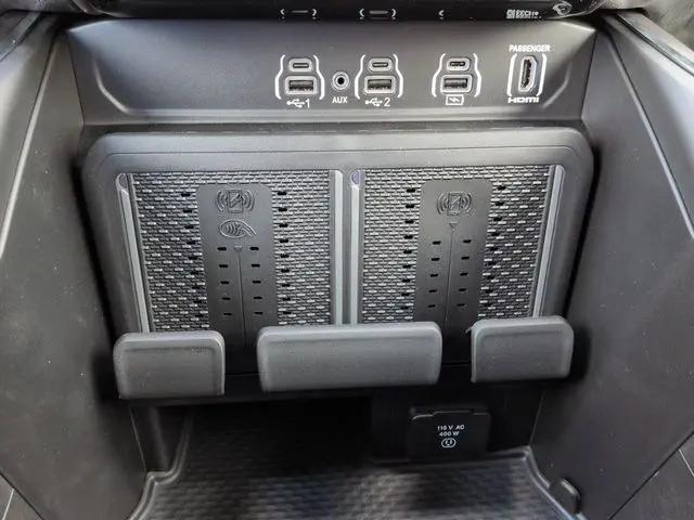 2026 Ram 1500 Laramie Crew Cab 4x4 57 Box