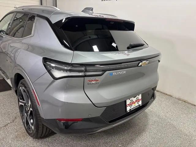 2025 Chevrolet Equinox LT 2