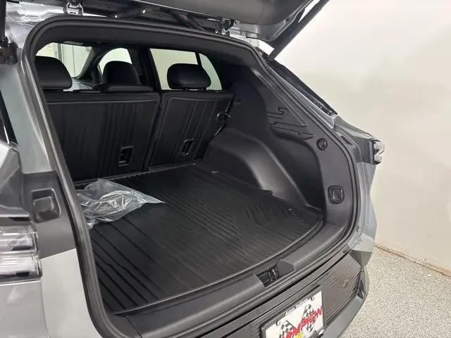 2025 Chevrolet Equinox LT 2