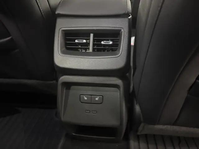 2025 Chevrolet Equinox LT 2