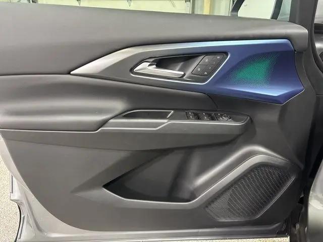 2025 Chevrolet Equinox LT 2