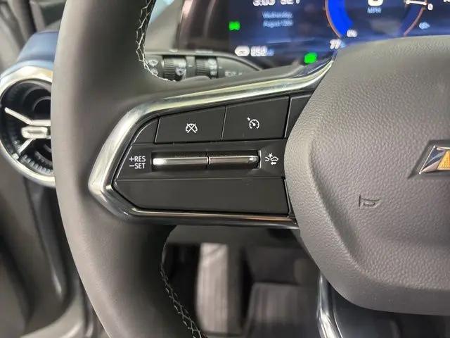 2025 Chevrolet Equinox LT 2