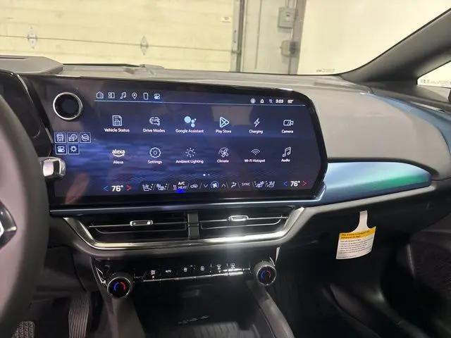 2025 Chevrolet Equinox LT 2