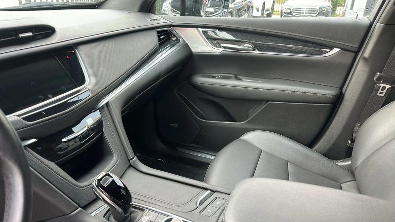 2022 Cadillac XT5 AWD Premium Luxury