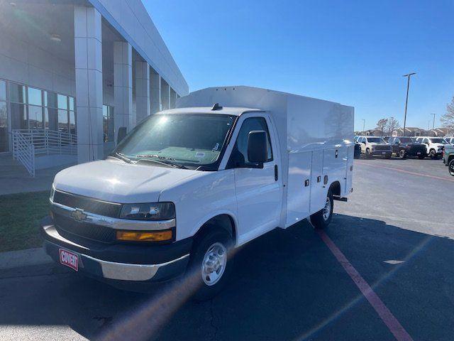 2025 Chevrolet Express Cutaway Work Van for sale in Bastrop, TX