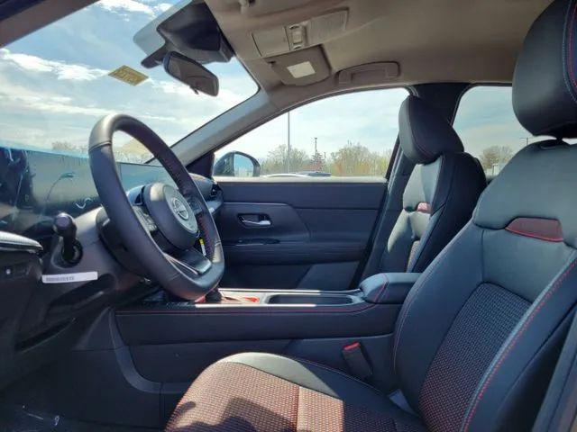 2025 Nissan Kicks SR Intelligent AWD