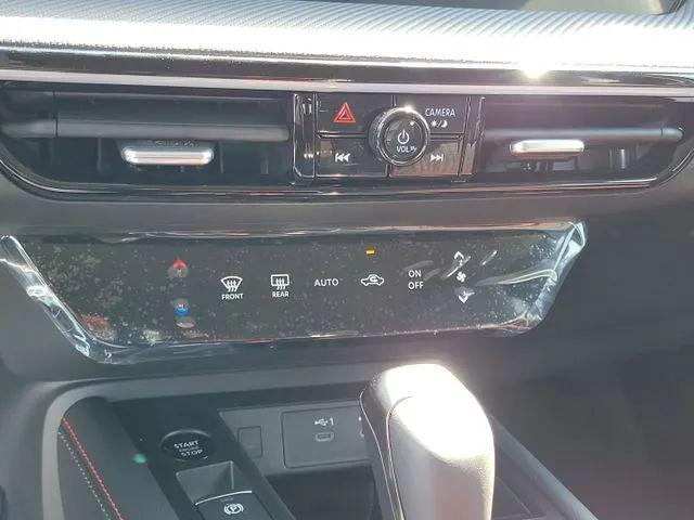 2025 Nissan Kicks SR Intelligent AWD