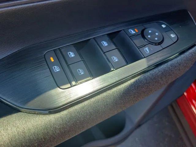 2025 Nissan Kicks SV Intelligent AWD