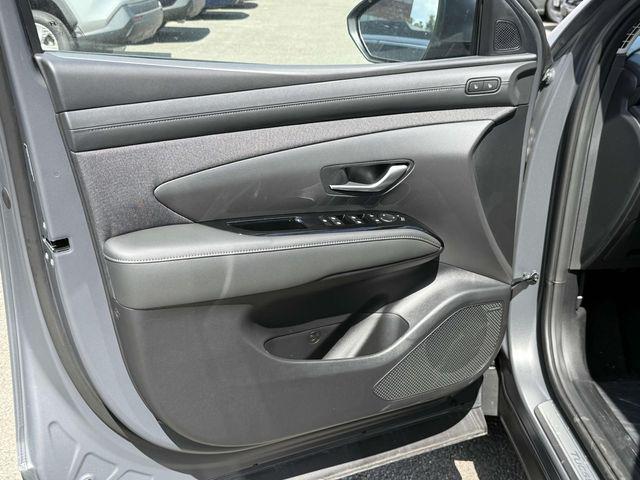 2025 Hyundai Tucson Limited - Photo 28