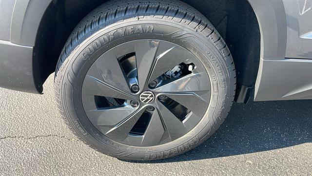 2025 Volkswagen Taos 1.5T S