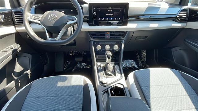 2025 Volkswagen Taos 1.5T S